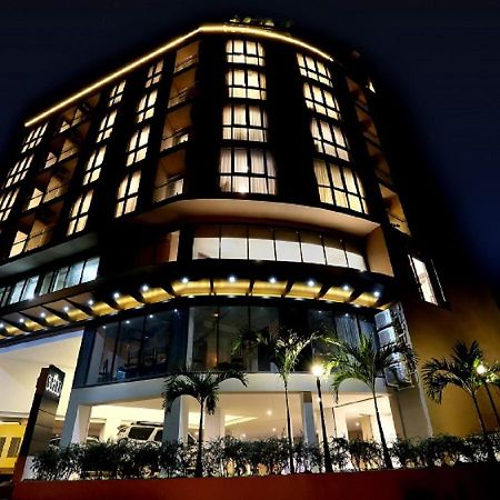 Hotel Scion Yangon Bagian luar foto