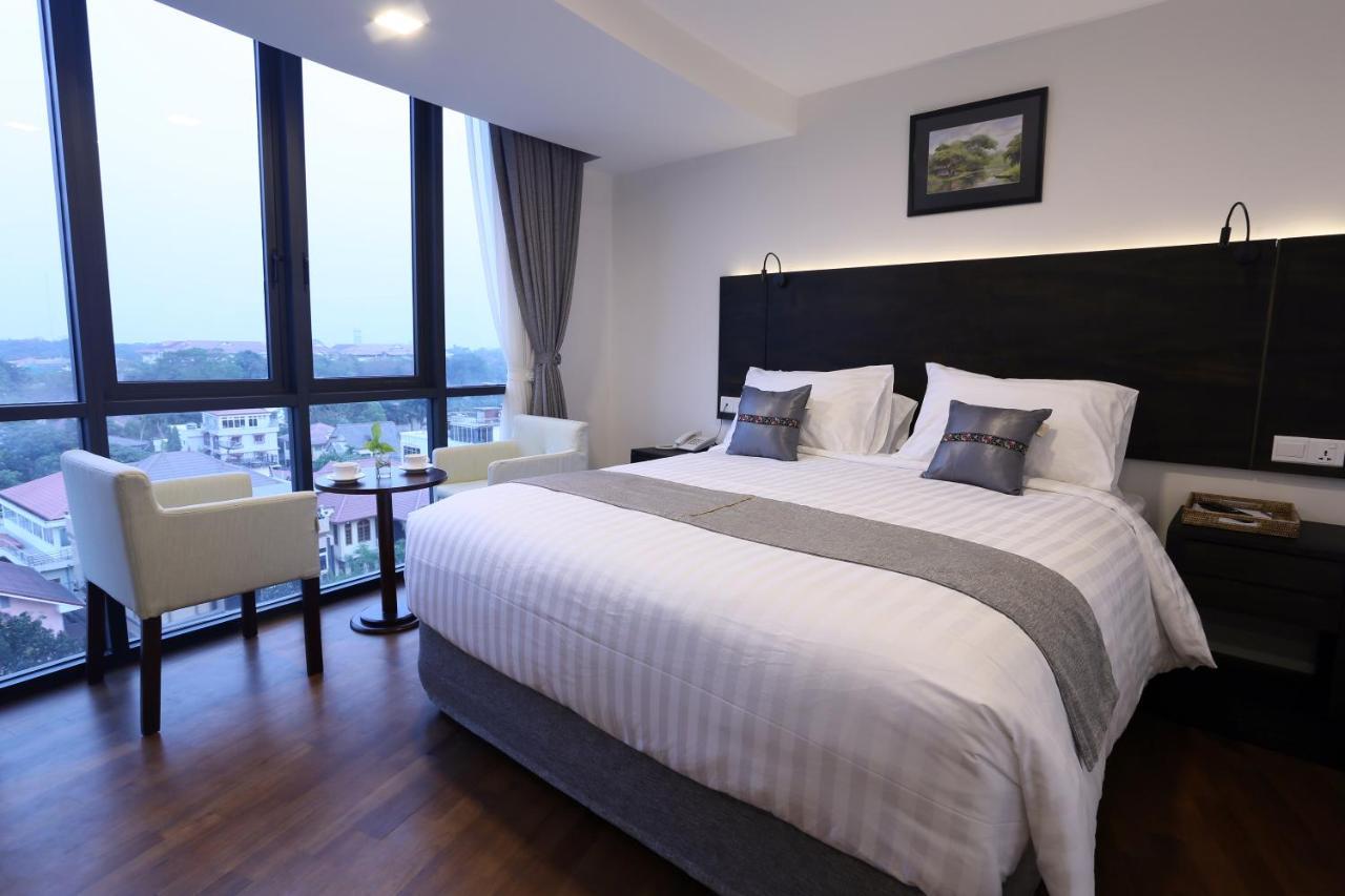 Hotel Scion Yangon Bagian luar foto
