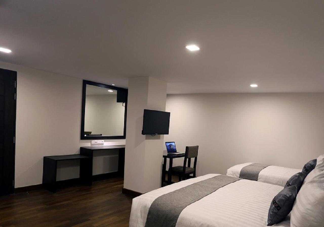 Hotel Scion Yangon Bagian luar foto