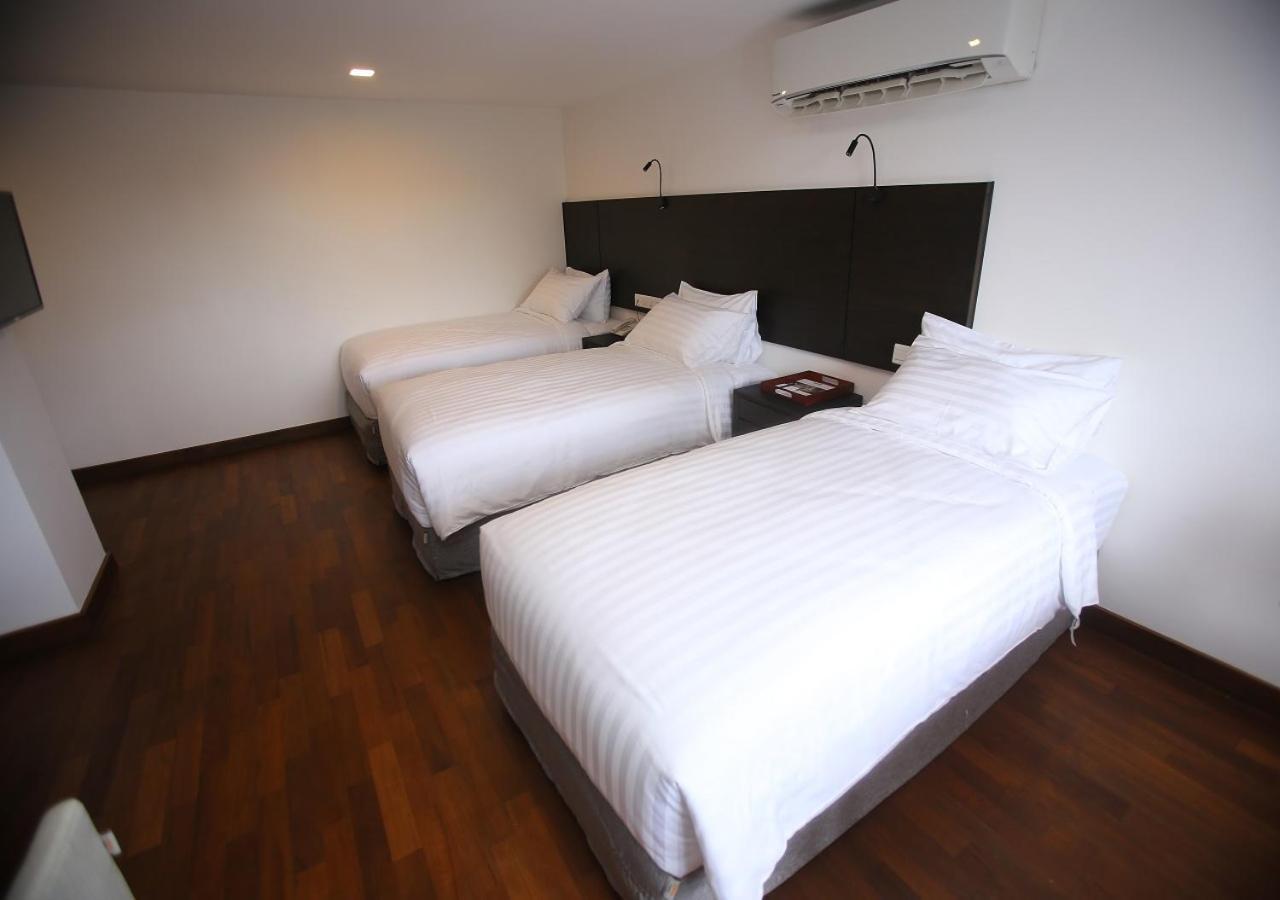 Hotel Scion Yangon Bagian luar foto